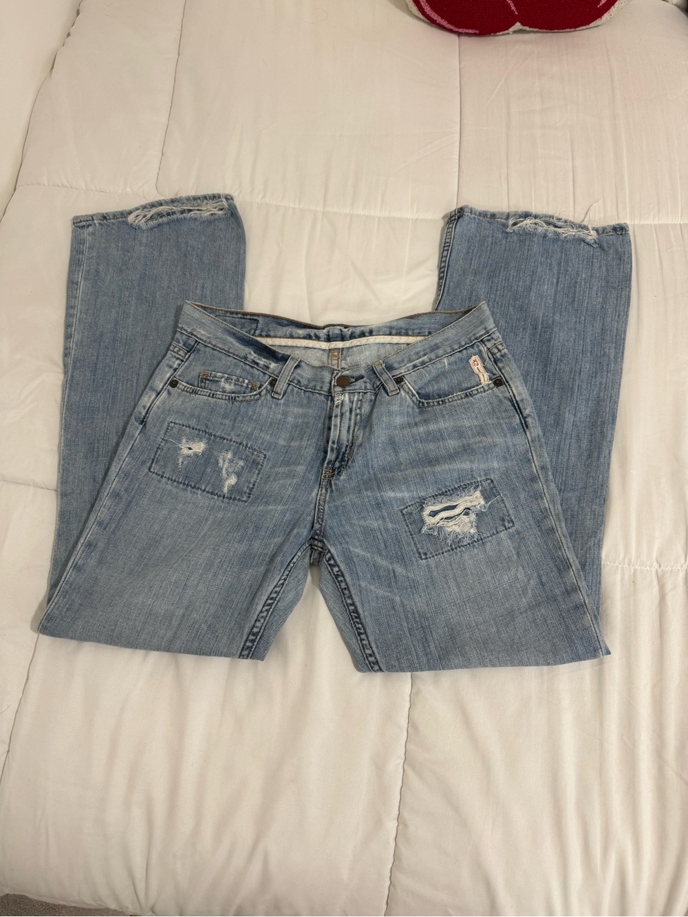 Light Blue Distressed Women’s Jeans